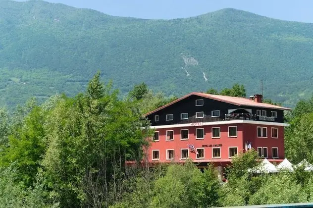 La Maison De Savoie - 1