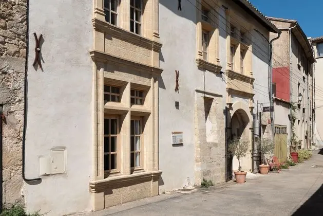 La Maison des Seigneurs - Dış Mekan