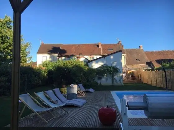 La Maison du Lac - Near Plage de Bonnu