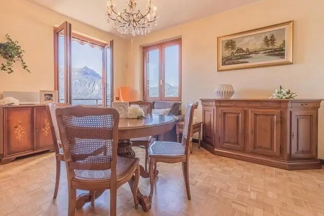 La Maison du Lac Varenna