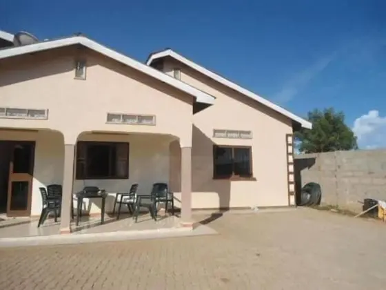 La Maison Hotel - 1