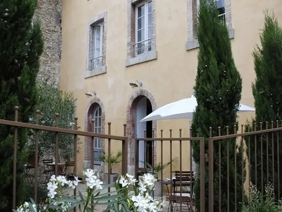 La Maison Vieille - Dış Mekan