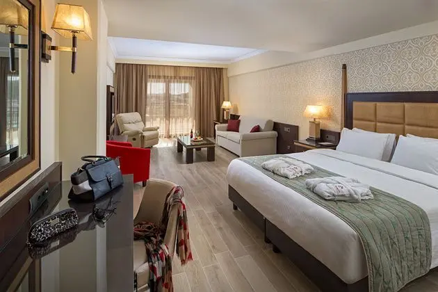 La Marquise Luxury Resort Complex - Oda