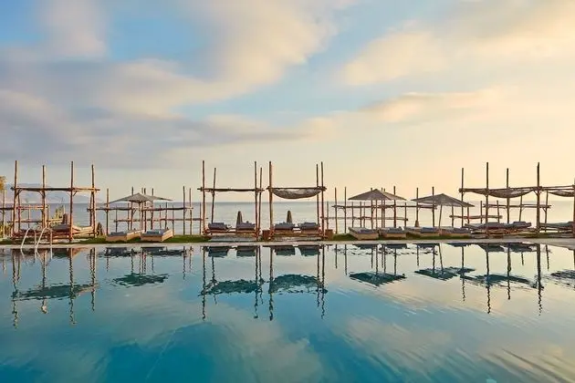 La Mer Resort & Spa - Adults Only