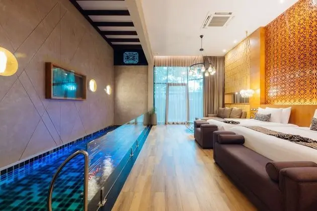 La Miniera Pool Villas Pattaya - Havuz