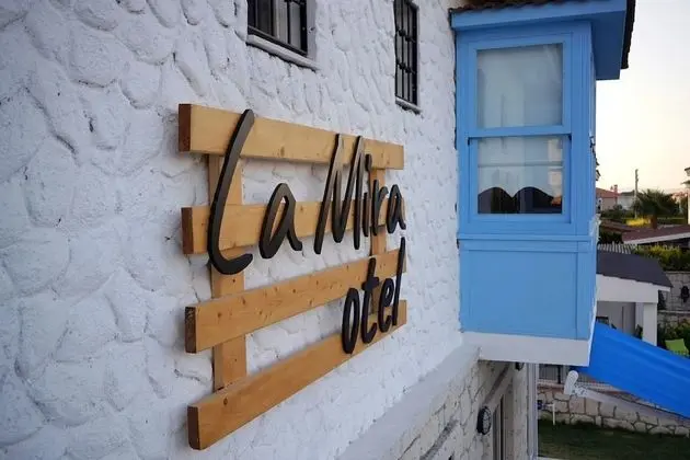La Mira Hotel Alacati - Dış Mekan