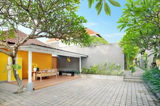 La Mira Villa by Ini Vie Hospitality - Lobi