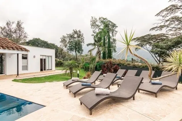 La Oculta Luxe Mansion Pool & Jacuzzi - Havuz