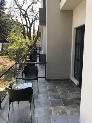 La Orchard Hotel - Dış Mekan