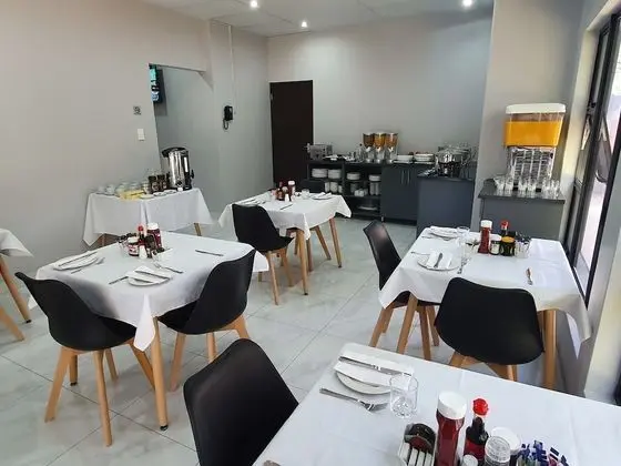 La Orchard Hotel - Yerinde Yemek