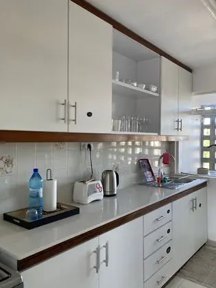 La Peninsule - Town Apartment in Curepipe - Mutfak