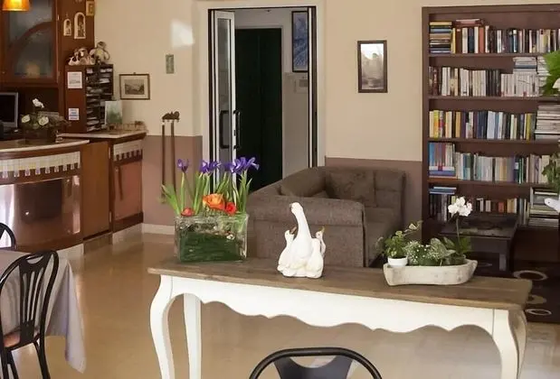 Hotel La Pergola - İç Mekan