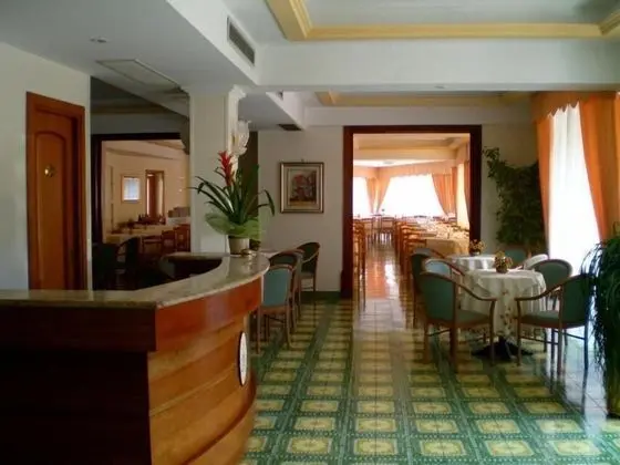 Hotel La Pergoletta - Lobi
