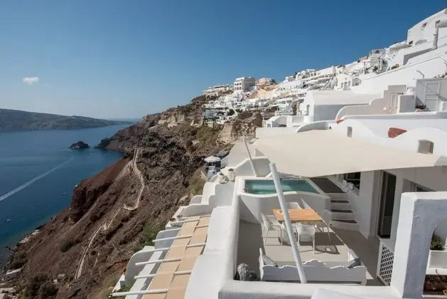 La Perla Villas