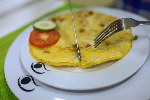 Hotel La Perle Hue - Yerinde Yemek