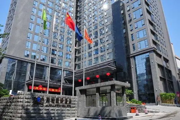 La Perle International Hotel