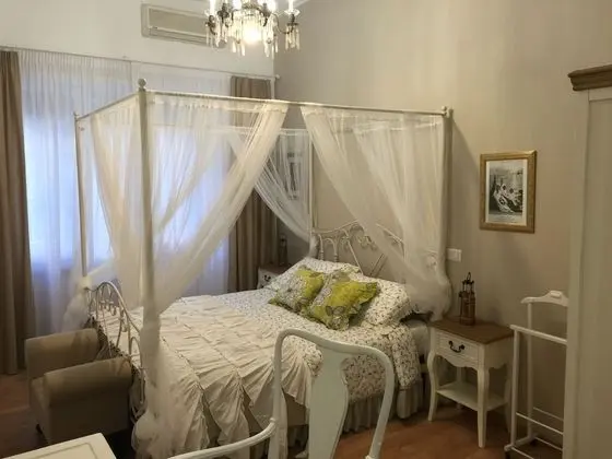 La piazzetta delle regine