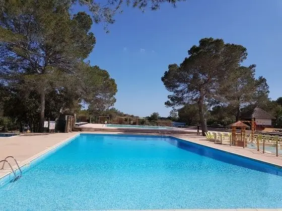 La Pierre Verte Camping Village - Havuz