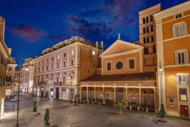 Hotel La Place
