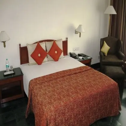 La Place Sarovar Portico, Lucknow - Oda