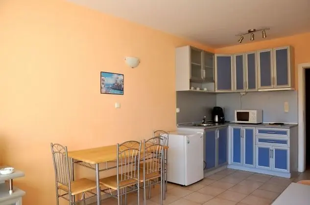 La Playa Apartments - Mutfak