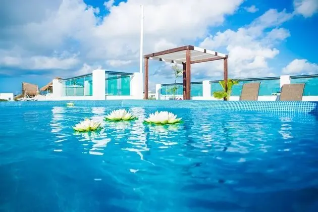 La Playa Condo Hotel - Plaj