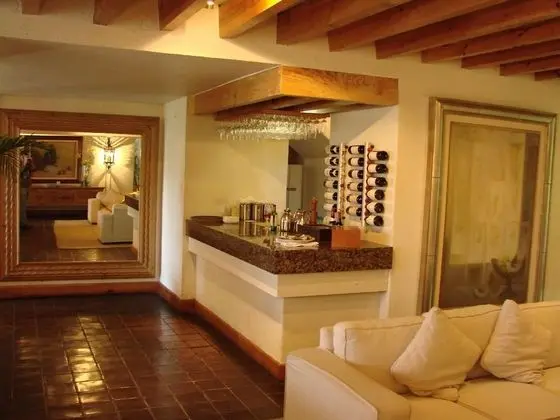 La Provence Restaurant & Boutique Hotel - Lobi