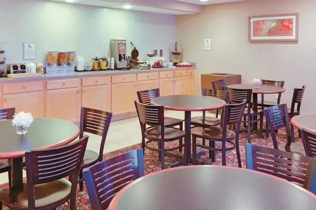 La Quinta Inn Boston - Milford