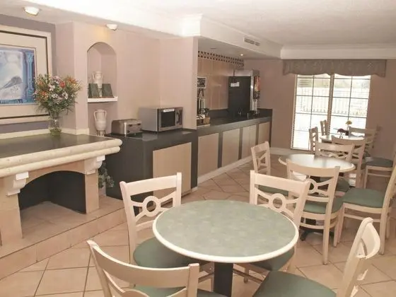 La Quinta Inn Columbus Airport Area - Genel