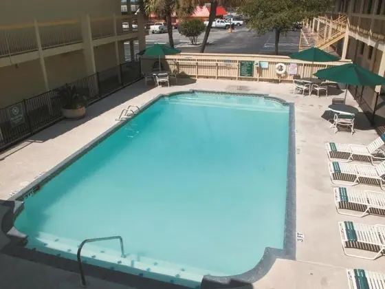 La Quinta Inn San Antonio I-35 N at Rittiman Road