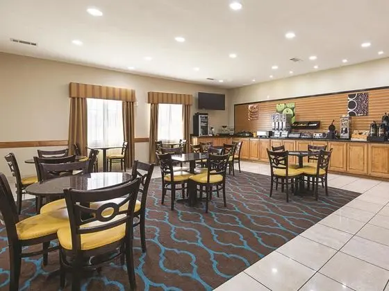 La Quinta Inn & Suites Alvarado