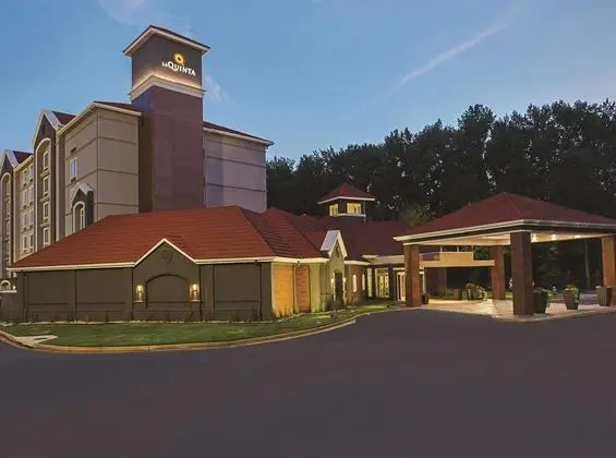 La Quinta Inn & Suites Atlanta Alpharetta