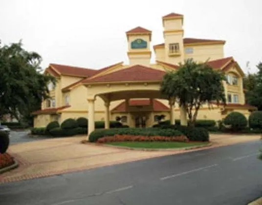 La Quinta Inn & Suites Atlanta - Perimeter