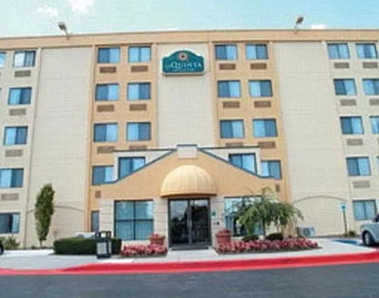 La Quinta Inn & Suites Baltimore North
