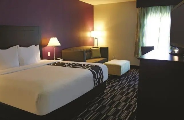 La Quinta Inn & Suites Bridge City