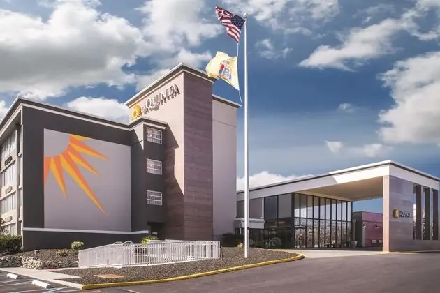La Quinta Inn & Suites Clifton/Rutherford