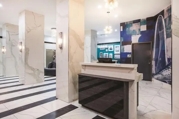 La Quinta Inn Suites Dallas Downtown
