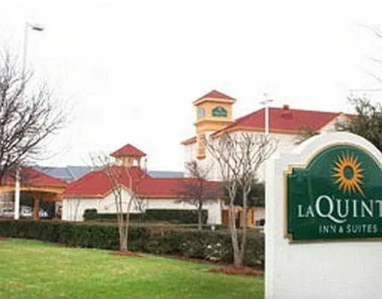 La Quinta Inn & Suites Dallas Plano West