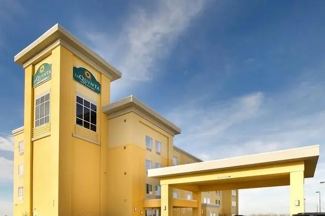 La Quinta Inn & Suites Denton University Drive