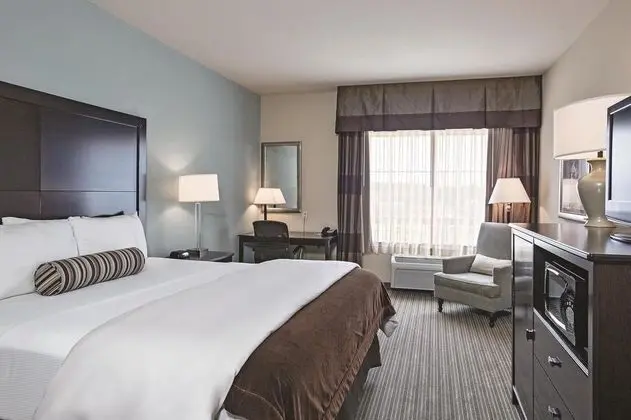 La Quinta Inn & Suites DFW Airport West-Euless