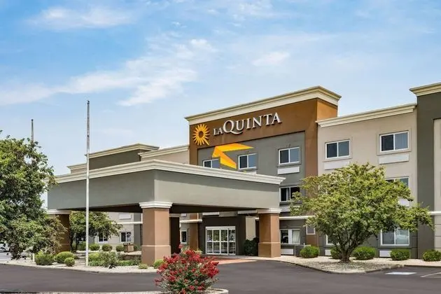 La Quinta Inn & Suites Evansville