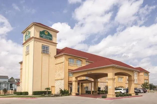 La Quinta Inn & Suites Garland Harbor Point