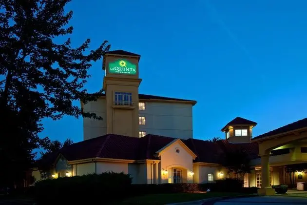 La Quinta Inn & Suites Greensboro