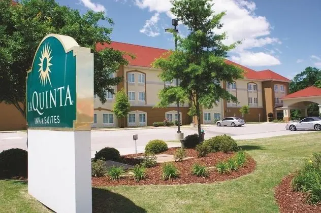 La Quinta Inn & Suites Huntsville Airport Madison