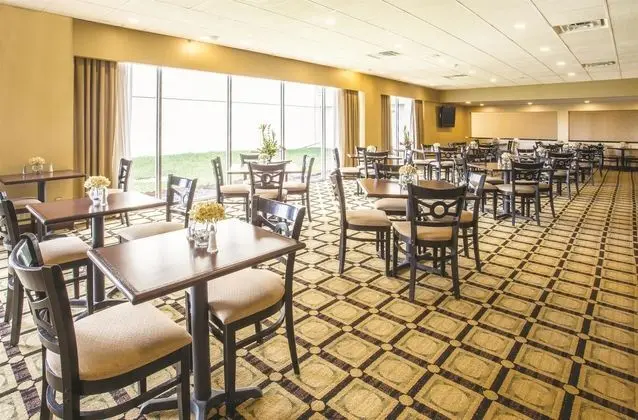 La Quinta Inn & Suites Indianapolis South