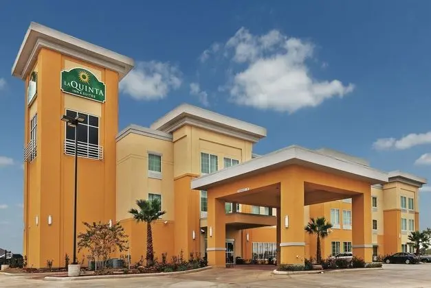 La Quinta Inn & Suites Jourdanton - Pleasanton - 1