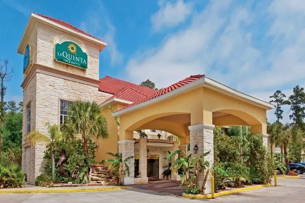 La Quinta Inn AND Suites Kingwood