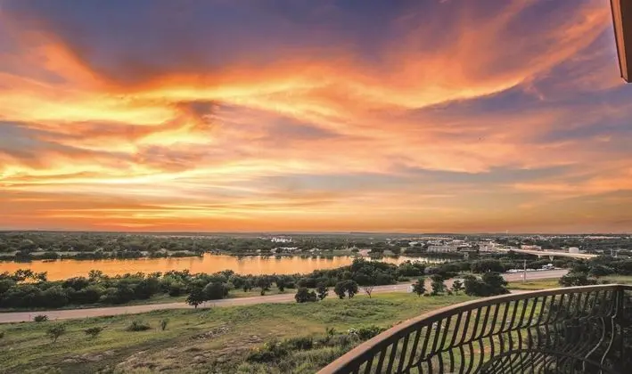 La Quinta Inn & Suites Marble Falls