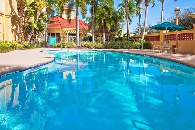 La Quinta Inn & Suites Miami Airport West