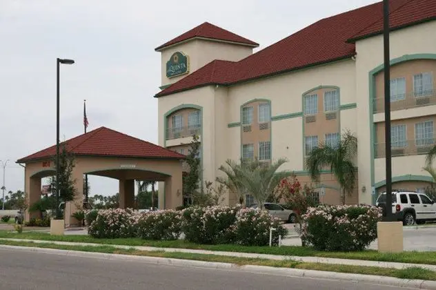 La Quinta Inn & Suites Mission at West McAllen